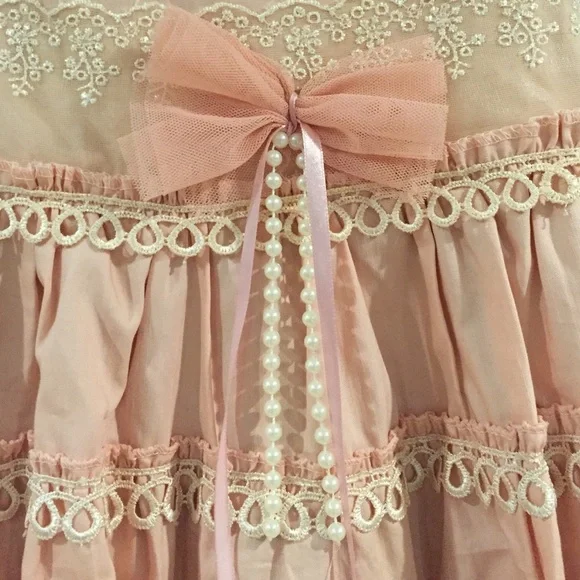 Lolita Elegant Pink Lace Trimmed Skirt - Picture 3 of 4